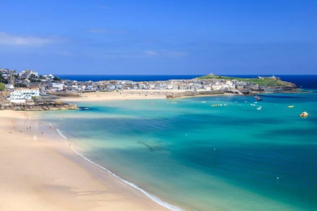 Private Parking With Garden 10 Minute Walk Into Town And St Ives